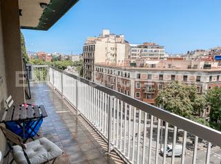 Alquiler Apartamento en Fort Pienc. Divino piso temporal con terraza en av diagonal