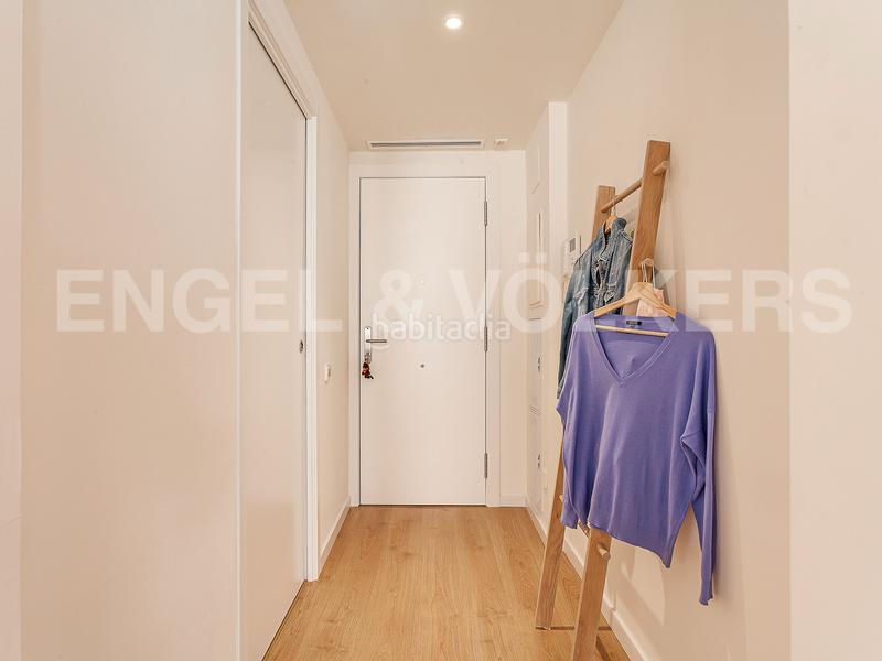 Foto 2244a7b6-4bfc-4284-b8fc-ff59dda5362f. Alquiler apartamento moderno piso amueblado en galvany en Barcelona