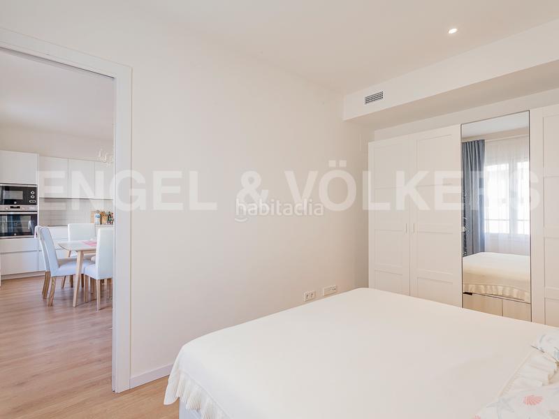 Foto 68beb53e-1f51-4678-96bb-8af98404f336. Alquiler apartamento moderno piso amueblado en galvany en Barcelona