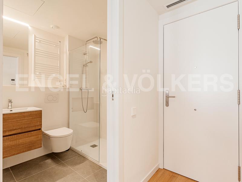 Foto cda08843-95c8-4f45-9e89-b7d23fb5b2a4. Alquiler apartamento moderno piso amueblado en galvany en Barcelona
