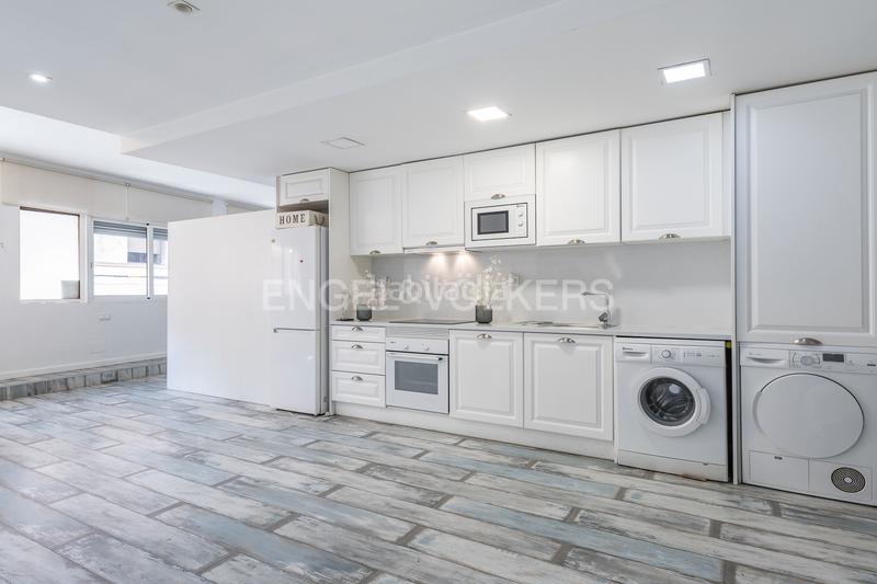 Foto fc6cc5dd-aa93-46d8-8827-2eeef26e9911. Estudio sofisticado loft en lhospitalet estilo urbano y comodidad a barcelona. en Hospitalet de Llobregat (L´)