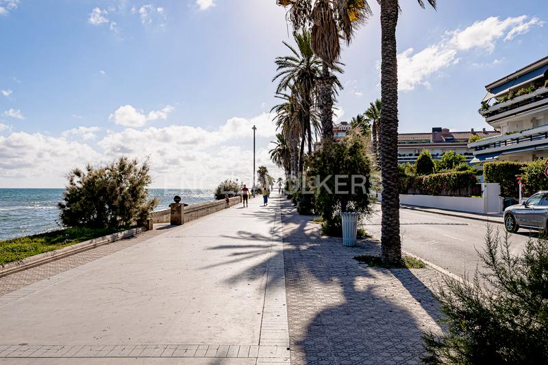 Foto 6c947b37-6d8b-4c84-8c09-46205a08e509. Lloguer àtic amb calefacció aparcament piscina a Sitges