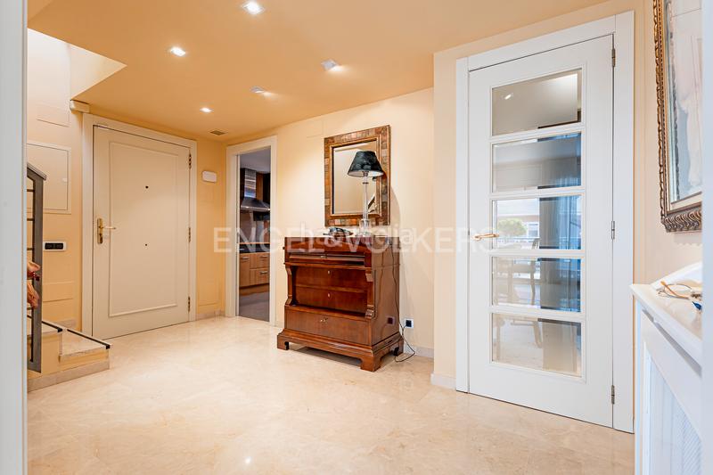 Foto 3935f586-14b1-4eb9-9016-512b7b48c6ed. Miete dachwohnung mit heizung parking pool in Can Girona - Terramar - Vinyet Sitges