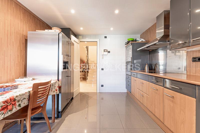Foto 4774d590-de3c-4144-980b-dbd64b72e6ac. Miete dachwohnung mit heizung parking pool in Can Girona - Terramar - Vinyet Sitges