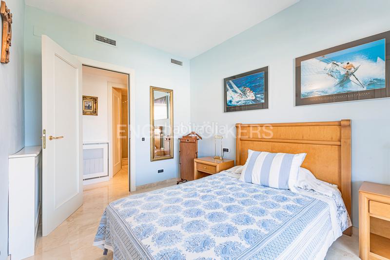 Foto 6dcec2c0-6d1b-40a0-9d4e-aded10291762. Miete dachwohnung mit heizung parking pool in Can Girona - Terramar - Vinyet Sitges