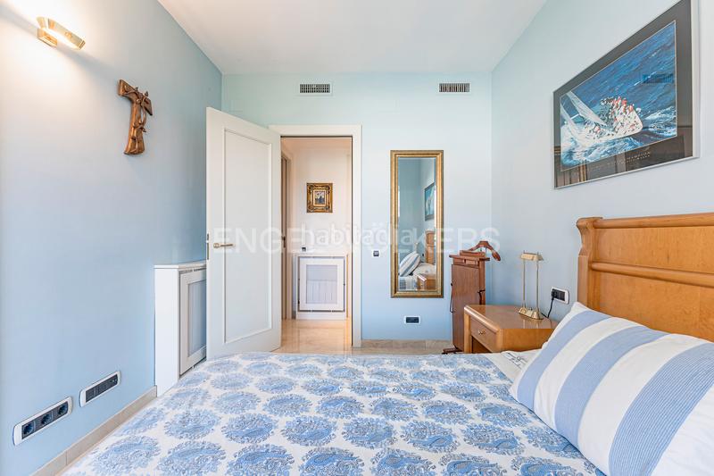 Foto d0185ea1-ddea-41c9-9f68-63bd79272ecf. Miete dachwohnung mit heizung parking pool in Can Girona - Terramar - Vinyet Sitges