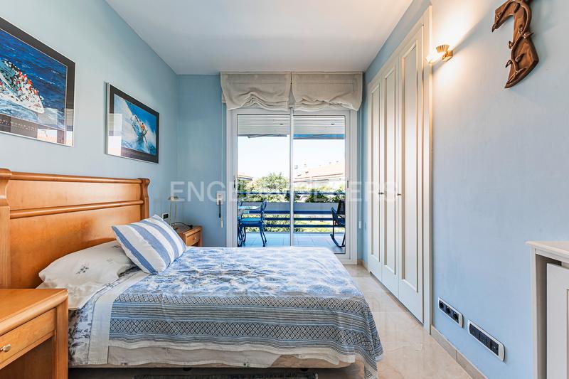 Foto fa30396f-40ca-477c-aee3-4662e7143e6b. Miete dachwohnung mit heizung parking pool in Can Girona - Terramar - Vinyet Sitges