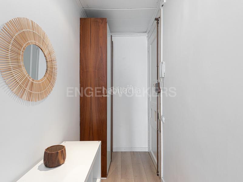 Foto 2cffe87e-5583-4aa3-8ce6-12c2595edd5b. Alquiler apartamento precioso y luminoso piso temporal en paral.lel en Barcelona