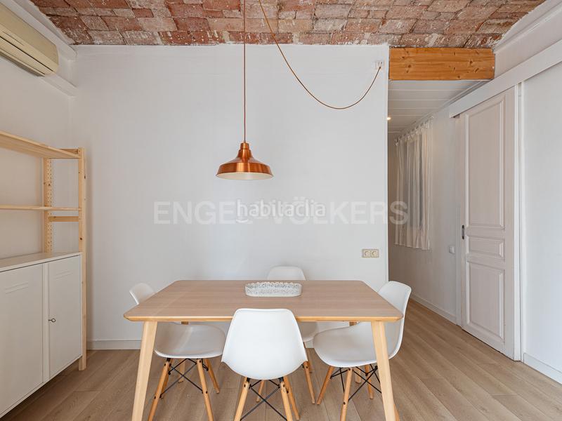 Foto da60ccab-be1a-4901-ac69-6cc9c3ac97de. Alquiler apartamento precioso y luminoso piso temporal en paral.lel en Barcelona