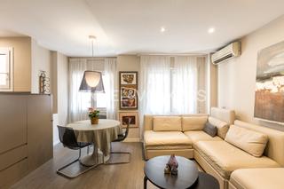 Lloguer Apartament a Sant Gervasi - Galvany. Dúplex moderno en alquiler cerca de plaza molina