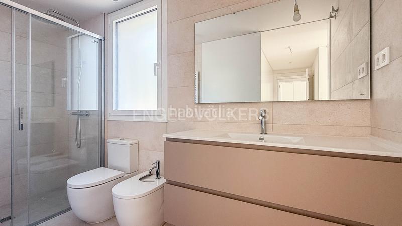 Foto 56ee46e8-7a57-4188-9046-33e854e6c792. Affitto piccolo appartamento con riscaldamento parcheggio piscina in Castelldefels