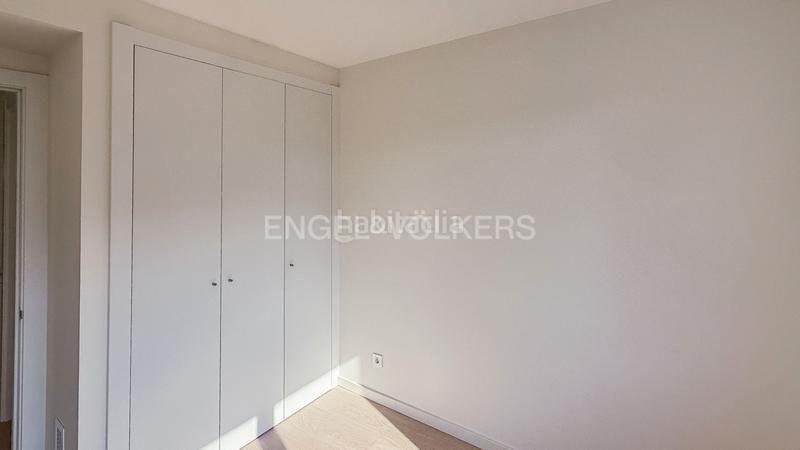 Foto 952268a7-10e2-43ca-99b1-f187e21d2855. Rent apartment with heating parking pool in Baixador Castelldefels