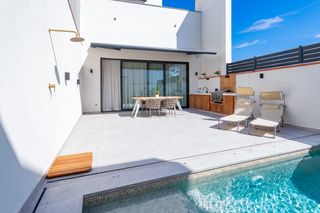 Maison à Calella. Espléndida casa de lujo con piscina privada en calella