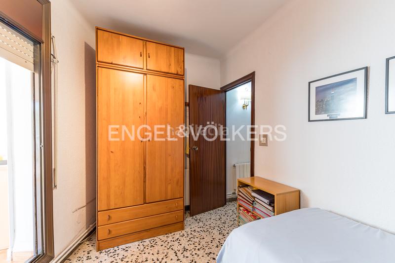 Foto a03917c9-9bff-49c1-94ac-3e0fec7508f0. Àtic amb calefacció a Fondo Santa Coloma de Gramenet