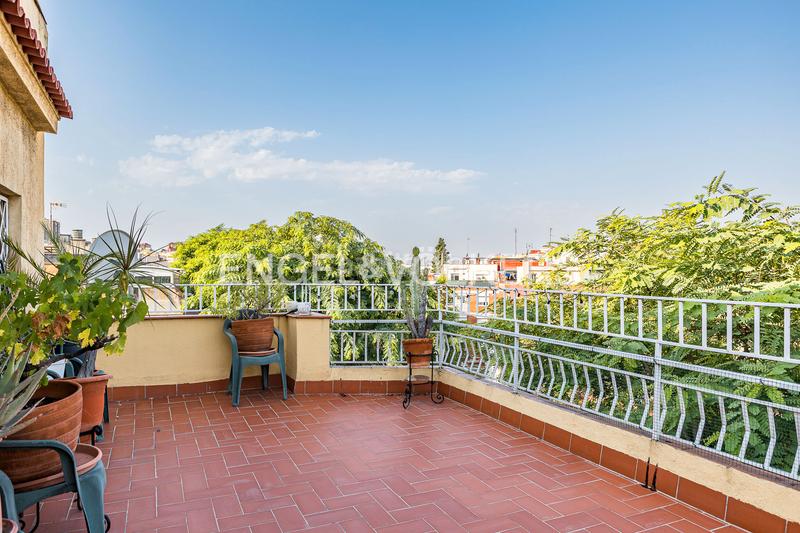Foto ad8cfcdf-46ba-4cff-ab16-8f28d9629600. Àtic amb calefacció a Fondo Santa Coloma de Gramenet