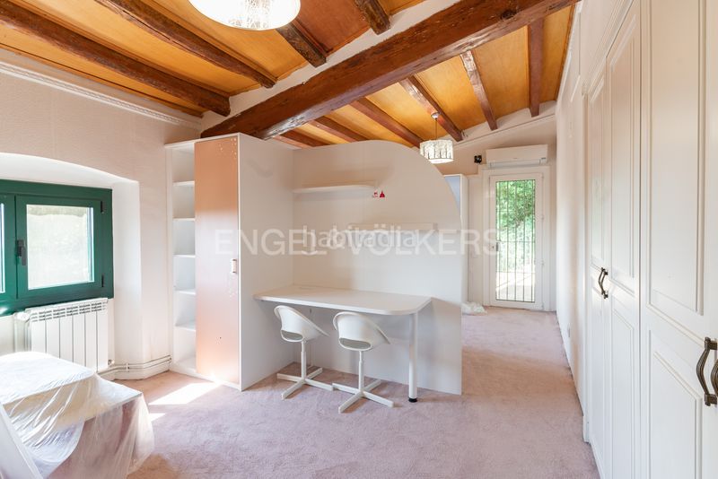 Foto e97a4d01-86dc-40eb-b902-da8dae9ff81d. Casa amb calefacció aparcament piscina a Premià de Dalt