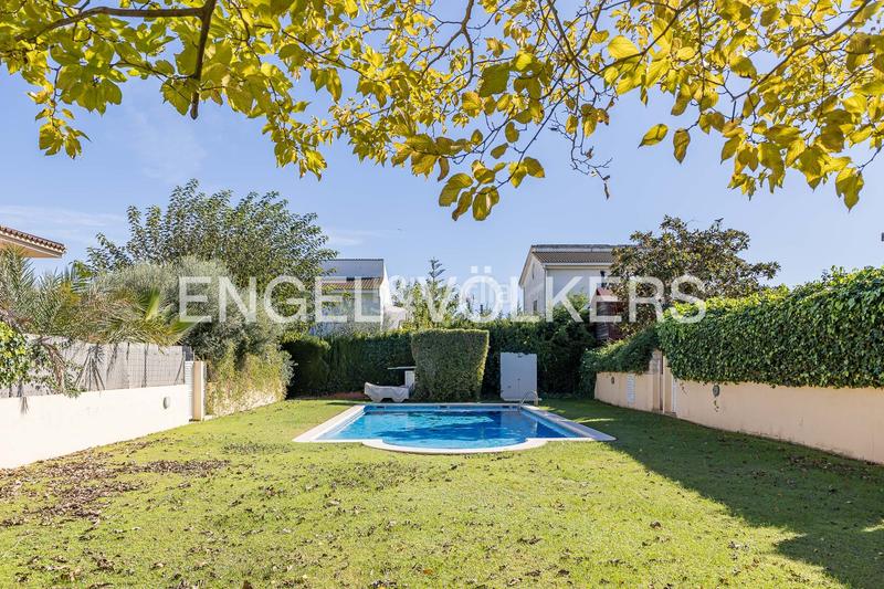 Foto 7612de34-8575-4a62-9b55-43c9a2343d2d. Lloguer casa adossada amb calefacció aparcament piscina a Sitges