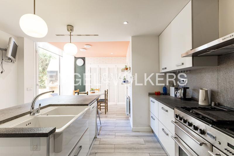 Foto 86d723cd-8eb5-4f50-9007-f2db425e235b. Lloguer casa adossada amb calefacció aparcament piscina a Sitges