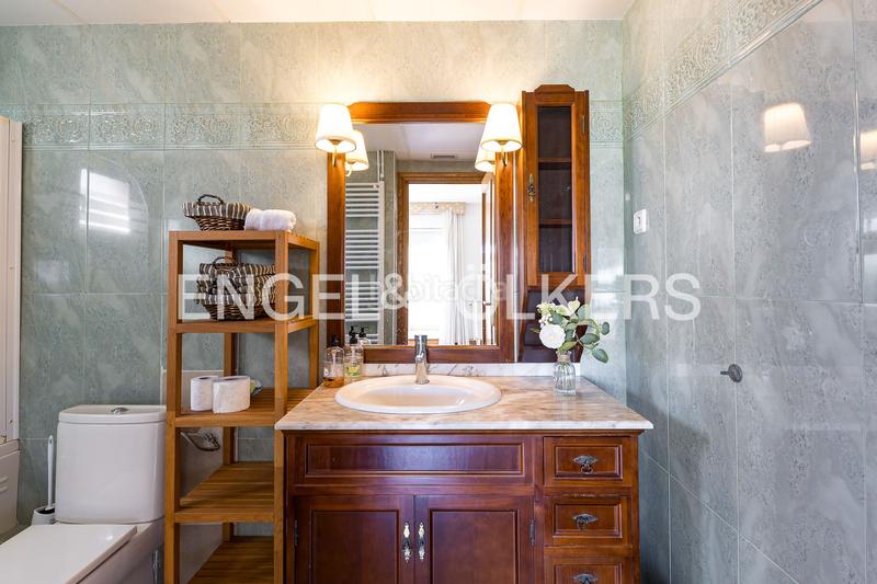 Foto eac40bb1-cefb-4b40-b9df-3fd88f5c6744. Lloguer casa adossada amb calefacció aparcament piscina a Sitges