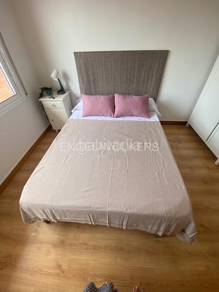 Foto 160a5119-a70e-4a40-8cfd-3d81748e1605. Rent semi detached house with heating parking pool in Sitges