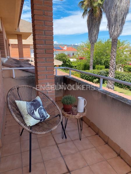 Foto c6490e27-1c3e-4e4a-add5-2c1a88325382. Rent semi detached house with heating parking pool in Sitges