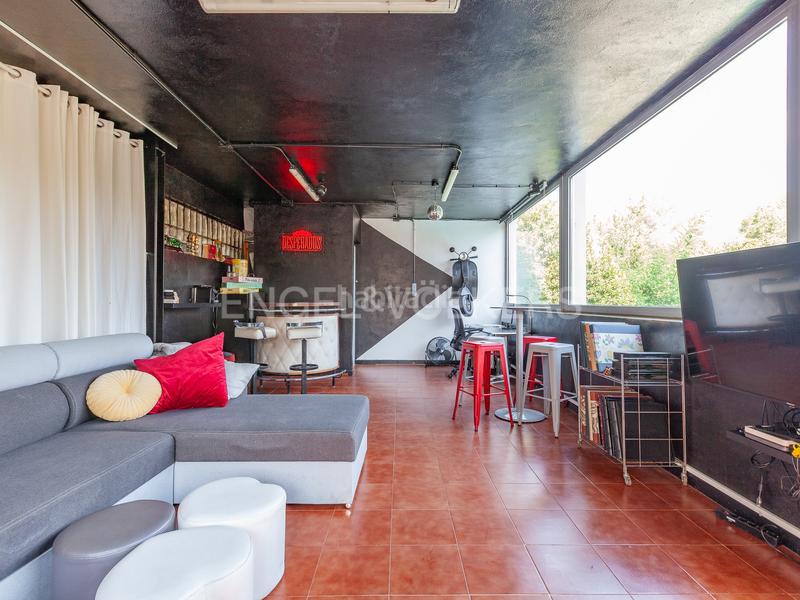 Foto 7814db03-5563-4110-87ef-61f070bb9280. Casa amb calefacció aparcament piscina a Valldoreix Sant Cugat del Vallès