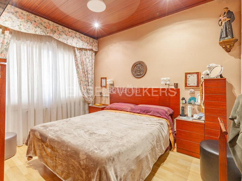 Foto db82c235-8302-47ca-87fb-22195ad4d131. Casa amb calefacció aparcament piscina a Valldoreix Sant Cugat del Vallès