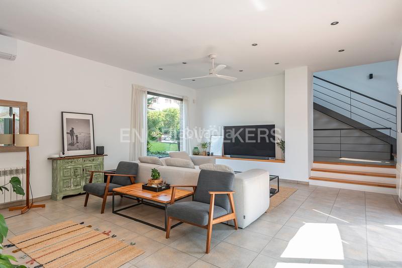 Foto 1da5721a-ed7e-40ed-b5a6-8c7a317445a6. Maison avec chauffage parking piscine dans Ametlla del Vallès (L´)