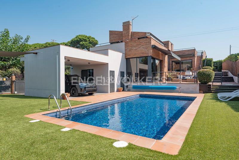 Foto 31316f3e-3888-4cbb-9052-13c420ee0906. Maison avec chauffage parking piscine dans Ametlla del Vallès (L´)