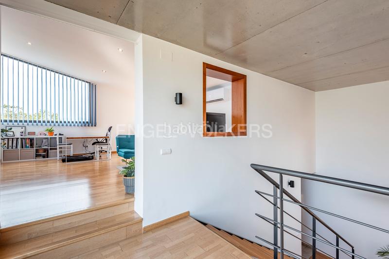 Foto 3f0ab2db-251e-4de2-aa8b-10fd8fd03026. Maison avec chauffage parking piscine dans Ametlla del Vallès (L´)