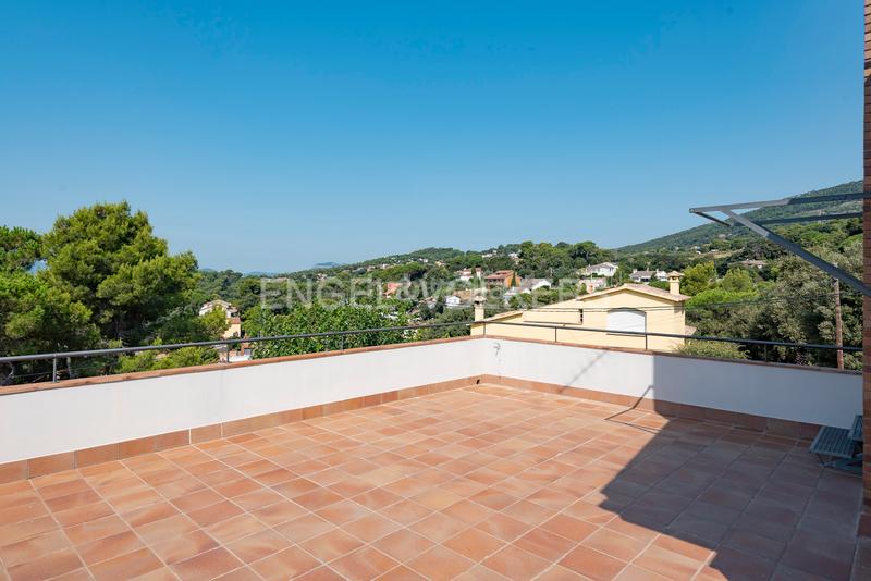 Foto 90b754b4-3d7e-4f81-b7a2-9fc35bc8e9ff. Maison avec chauffage parking piscine dans Ametlla del Vallès (L´)