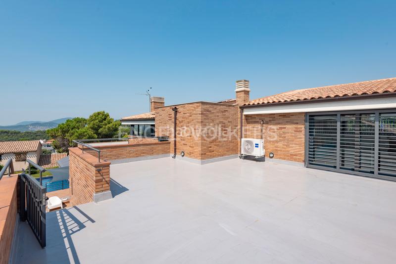 Foto b861425c-9966-4811-bcc3-3b6018fe80b3. Maison avec chauffage parking piscine dans Ametlla del Vallès (L´)