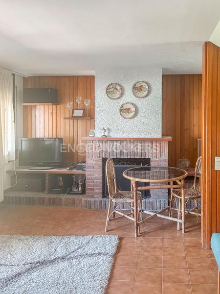 Foto 176789f8-12c6-4733-a18f-4706a4a3e527. Rent house with heating parking in Cabrils