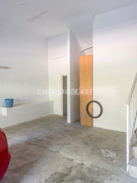 Foto 8078e279-67b8-4375-863e-118b65adb8d8. Rent house with heating parking in Cabrils