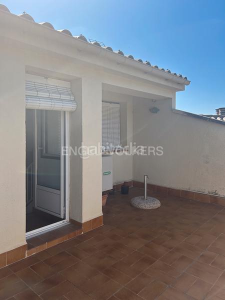 Foto f4943aef-b59c-467e-b7b5-480995e99873. Rent house with heating parking in Cabrils