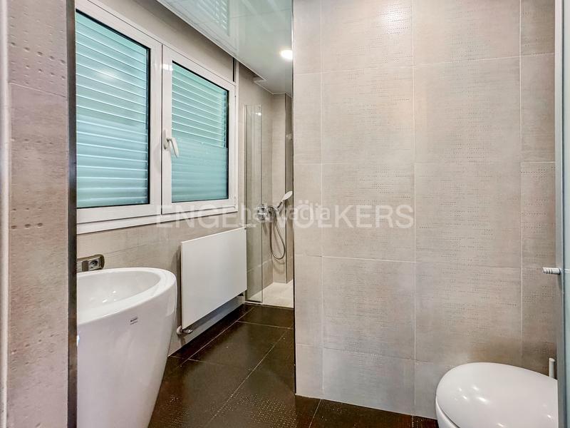Foto e1ea700e-6b7b-4dd8-b579-5e3bc1354ef3. Location appartement avec chauffage parking dans Eixample Sant Cugat del Vallès
