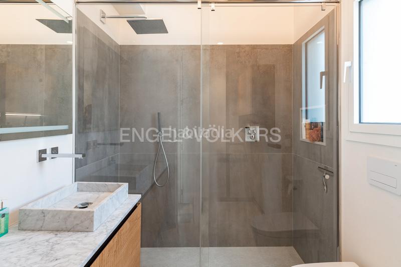 Foto a5484ca0-016b-43f3-a361-bdc0ac0dd577. Casa fantastica casa unifamiliar con piscina en Pinemar Pineda de Mar