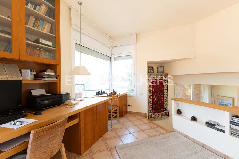 Foto 4c294a1f-4bb6-42d7-baa6-854e21ffba3b. Casa preciosa casa con piscina y gran terreno en can font en Castellar del Vallès