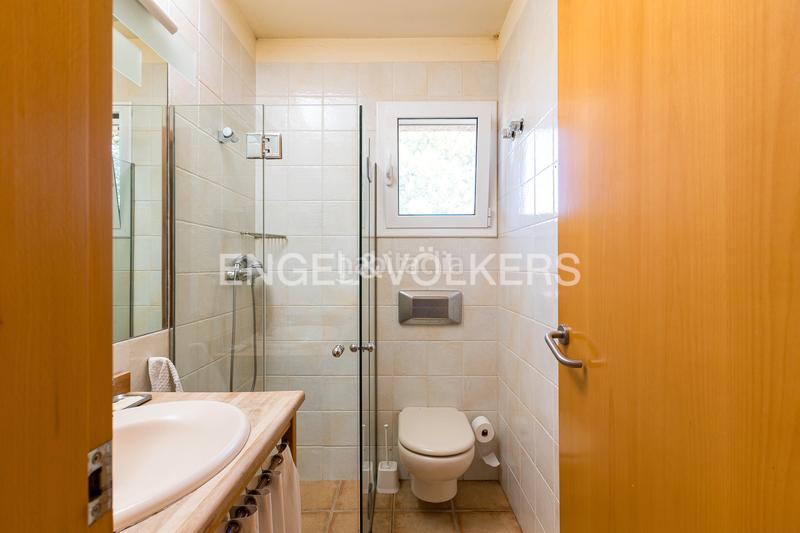 Foto 6067db0e-ce09-4e41-9a9c-2ae4e334c091. Casa preciosa casa con piscina y gran terreno en can font en Castellar del Vallès