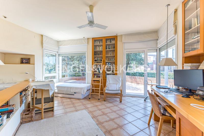 Foto 90621e01-d05d-458d-8f18-16d97cc1a165. Casa preciosa casa con piscina y gran terreno en can font en Castellar del Vallès