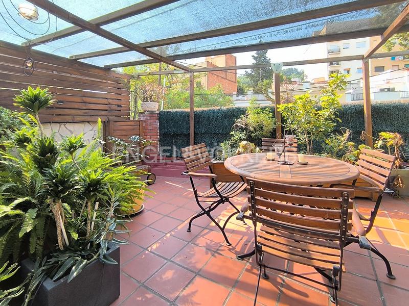 Foto 06b545ff-1d20-4bcb-a8a8-29f913b8d3a2. Miete dachwohnung mit heizung in La Font d´en Fargues Barcelona