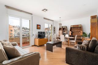 Apartamento en La Nova Esquerra de l´Eixample. Piso super luminoso y alto en la esquerra del eixample