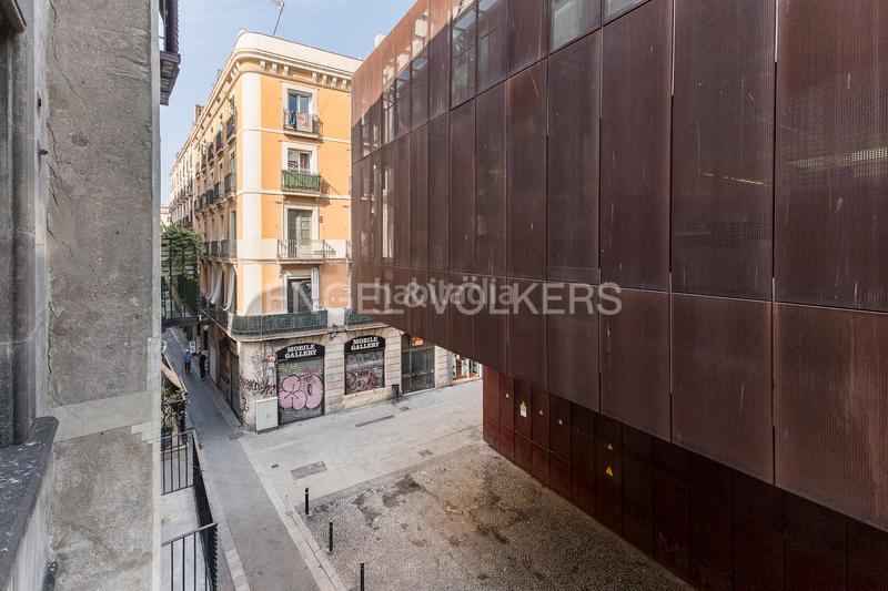 Foto bb3d1bc0-6f70-4277-8f38-cacead41aa21. Location appartement avec chauffage dans Raval Barcelona