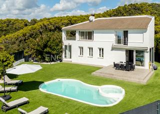 Casa a Santa Susanna. Villa con licencia turística santa susanna