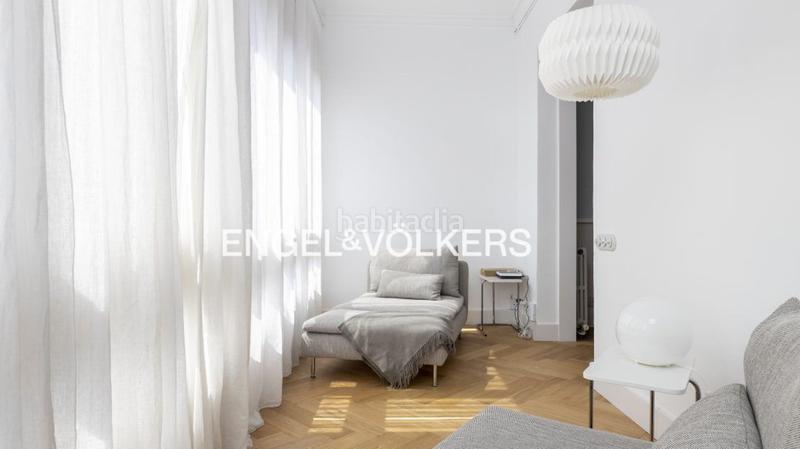 Foto efdf366f-5847-43db-8318-fd47e9cc0eb8. Piccolo appartamento con riscaldamento in L´Antiga Esquerra de l´Eixample Barcelona