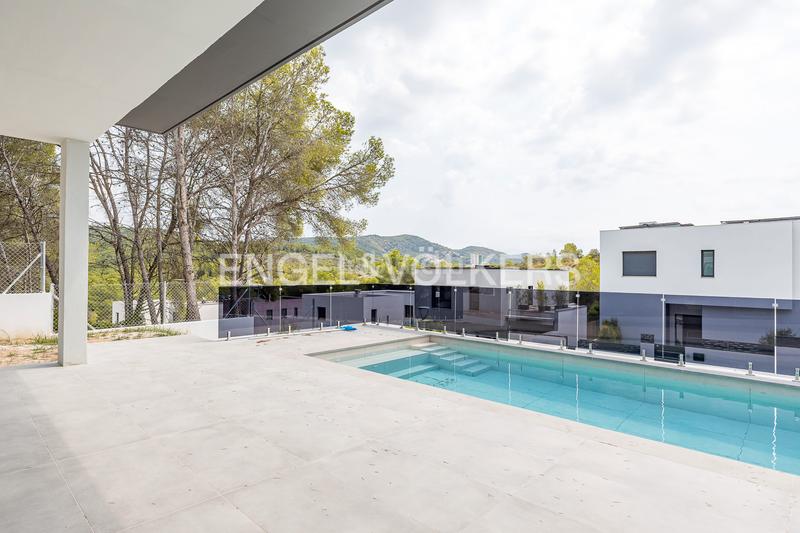 Foto 2eb5598a-d561-41eb-bf90-e395ea94e1bf. Casa moderna y luminosa casa unifamiliar en Mas Alba, sitges en Sant Pere de Ribes