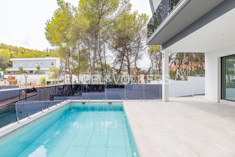 Foto a87764bf-e2e2-4527-8c70-877efa4b2a42. Casa moderna y luminosa casa unifamiliar en Mas Alba, sitges en Sant Pere de Ribes