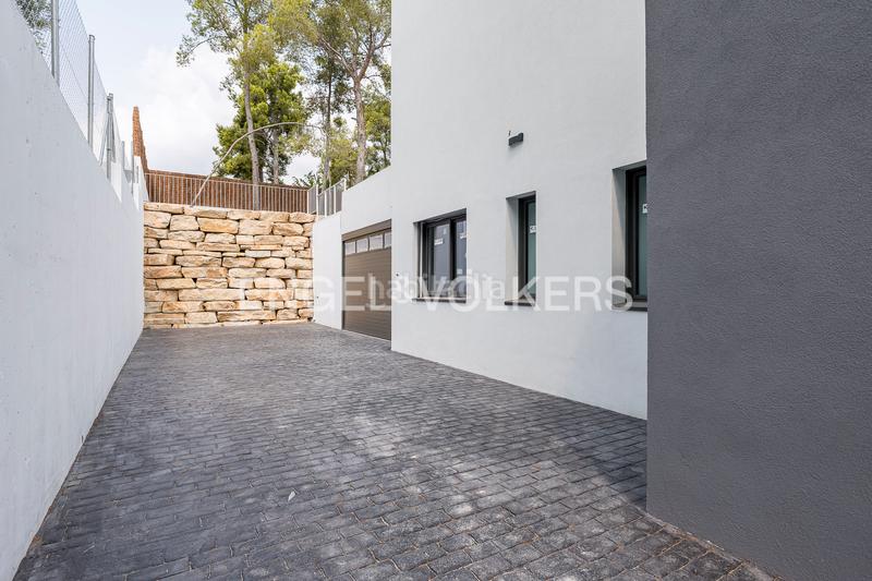 Foto e71dc0f5-e7e8-4972-8af4-4f5aa45b590f. Casa moderna y luminosa casa unifamiliar en Mas Alba, sitges en Sant Pere de Ribes