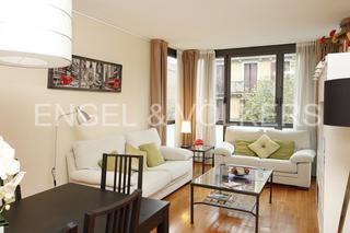 Lloguer Apartament a L´Antiga Esquerra de l´Eixample. Apartamento amueblado magnífico de 100m