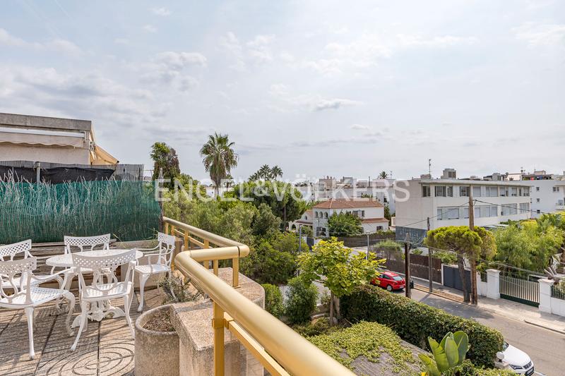 Foto 29dc37d4-5e67-4215-af80-8204c9cd2071. Duplex avec chauffage parking piscine dans Can Girona - Terramar - Vinyet Sitges